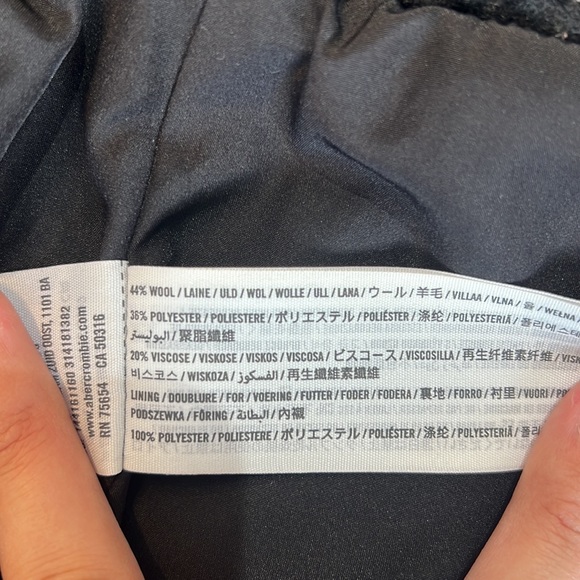 Abercrombie and Fitch tweed bomber jacket - Picture 5 of 5